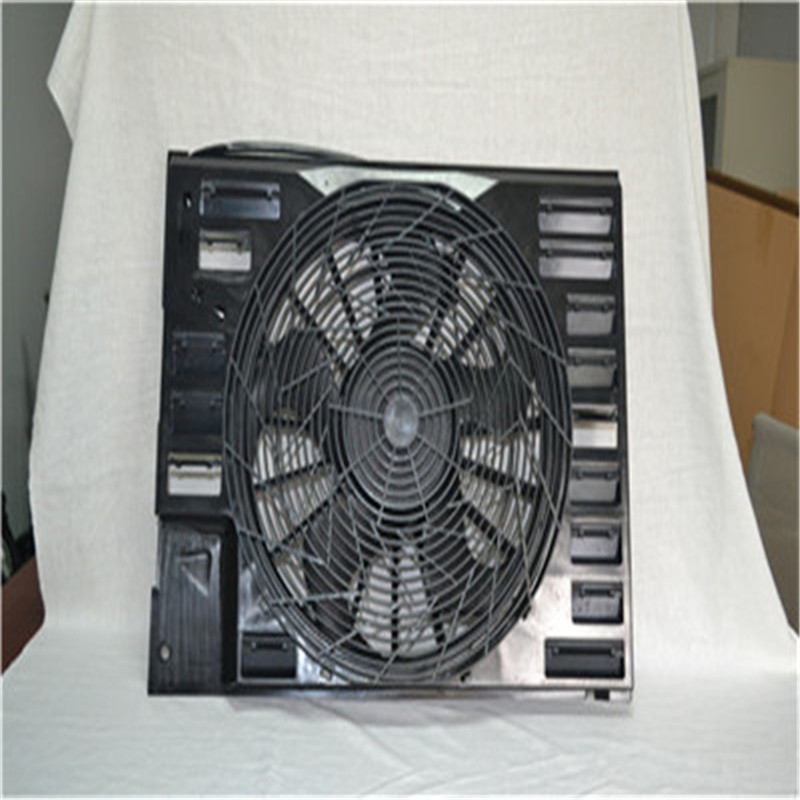 BMW E66 \/ E65 OEM＃64546921379 6454692193664546919046用のラジエーター冷却ファン